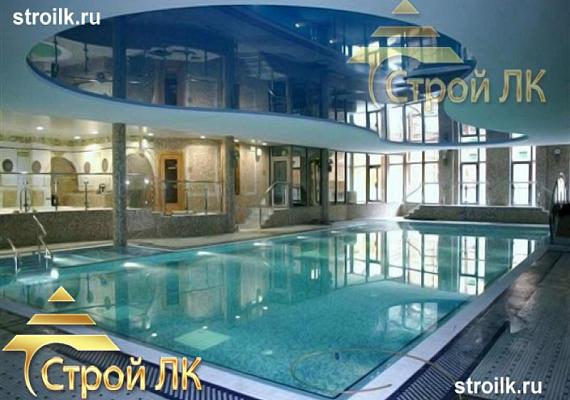 Натяжные потолки в бассейн